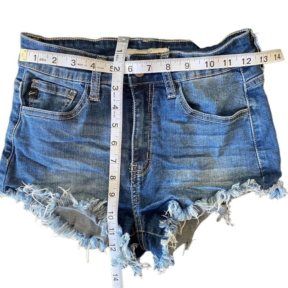 Kancan Womens Jean Shorts Size 5 Cutoff Distressed Denim - Picture 7 of 8